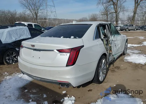 2020 Cadillac Ct6 Awd Platinum z USA, uszkodzony, nr VIN 1G6KV5RJ7LU106299
